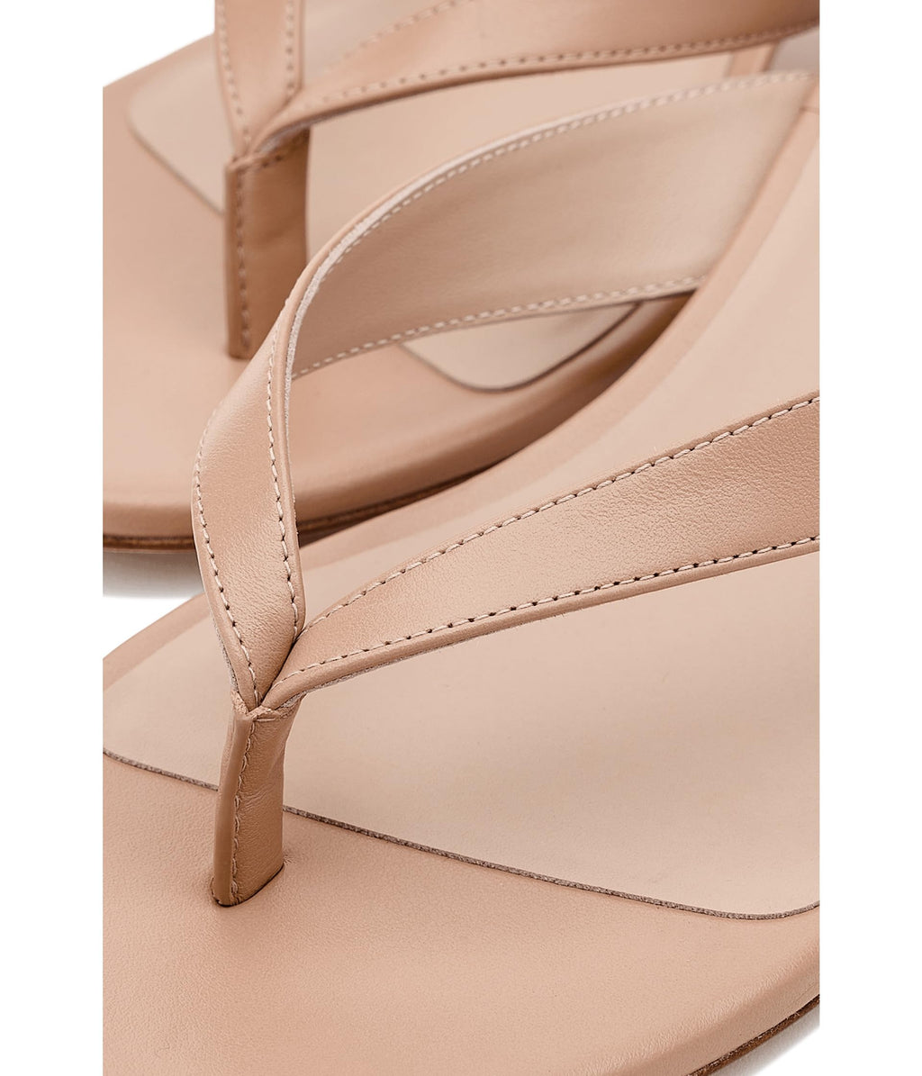 Stuart Weitzman Rio Sleek Sandals 35